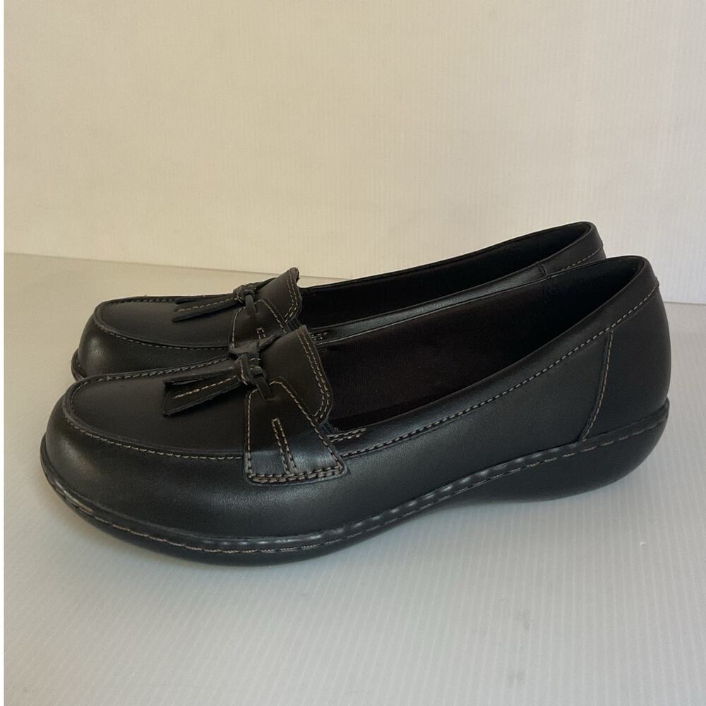 Clarks Collection Black Leather Loafers Women’s 8.5 Ultra Comfort Tassel - Picture 2 of 8